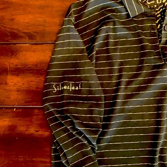 long sleeve collared shirt - Picture 2 of 3